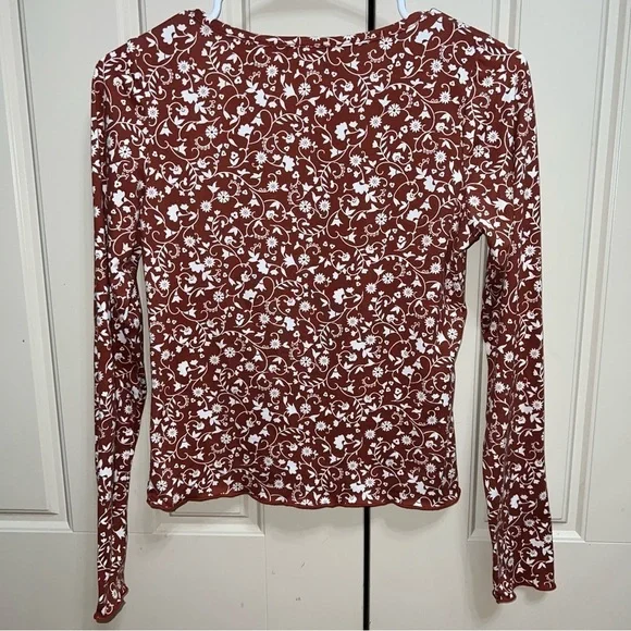 Olivia Rae Burnt Orange Floral Long Sleeve Crop Top Shirt Size Medium - Picture 5 of 8